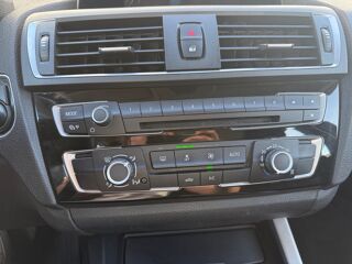 S&eacute;rie 1 BMW SERIE 114D BUSINESS 2017 occasion 45750 Saint-Pryv&eacute;-Saint-Mesmin
