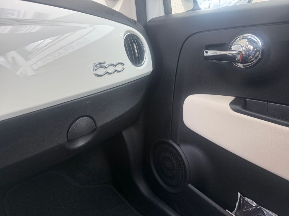 500 C 1.0 HYBRIDE 70 DOLCE VITA CABRIOLET 2023 occasion 93100 Montreuil