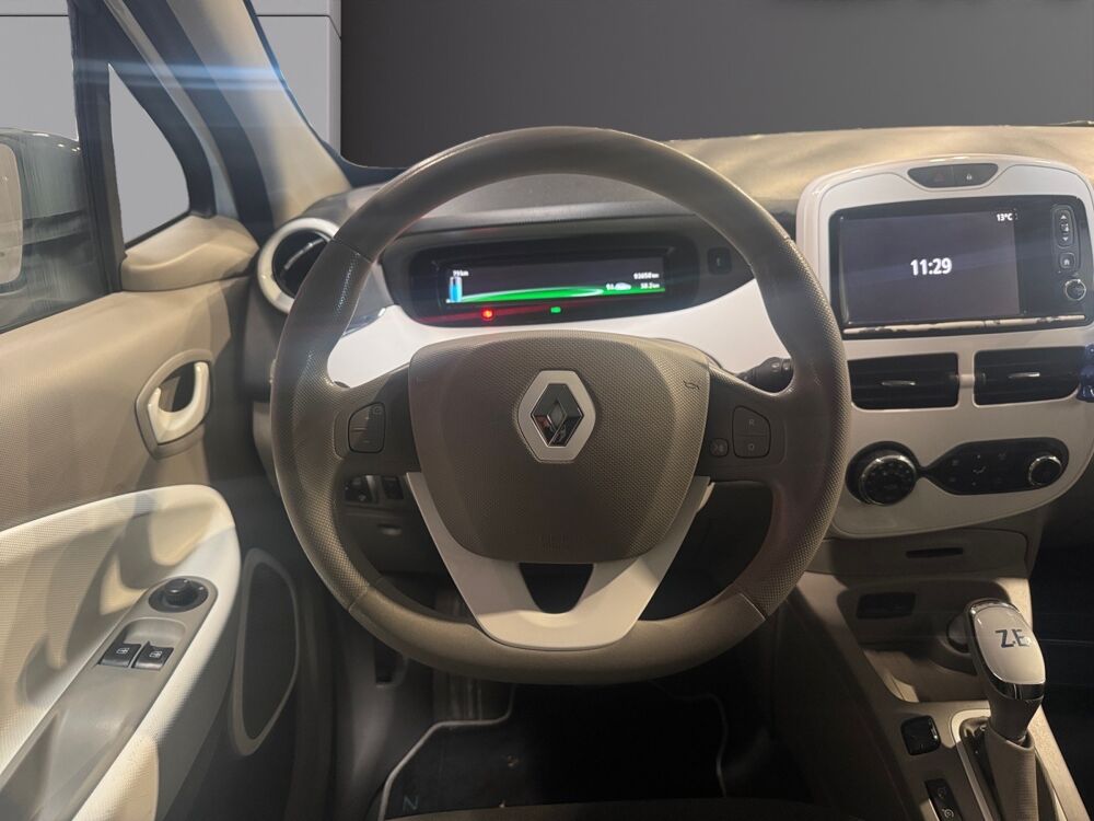 Zo&eacute; 88 LIFE CHARGE RAPIDE TYPE 2 22KWH 2016 occasion 34070 Montpellier