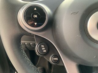 ForTwo 0.9 90 PASSION 2018 occasion 93100 Montreuil