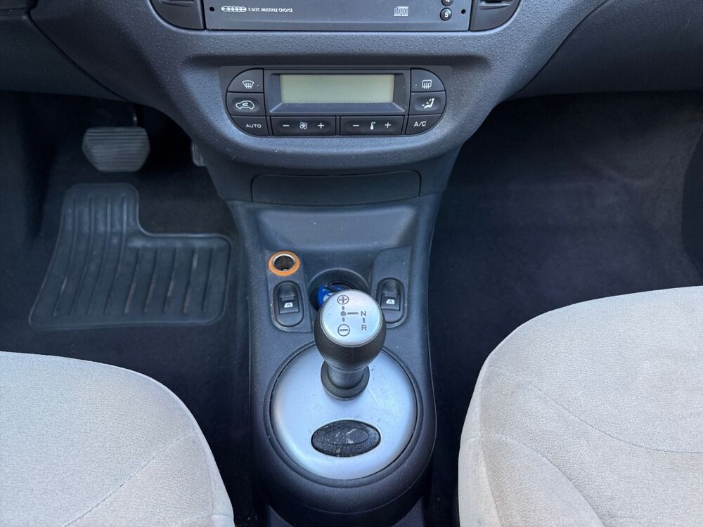 C3 1.6I 16V EXCLUSIVE SENSODRIVE 2004 occasion 93100 Montreuil