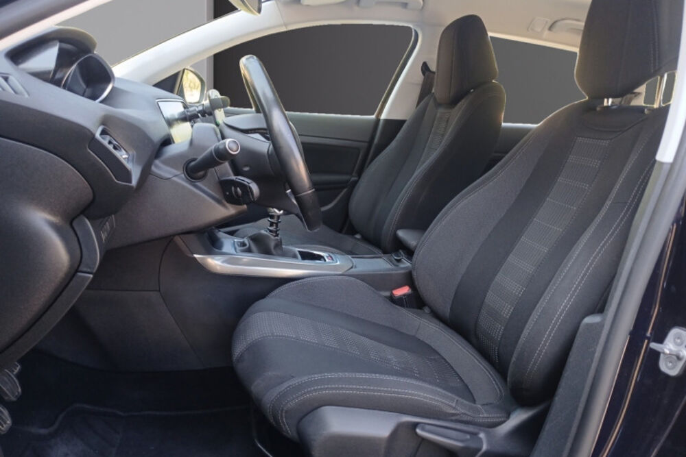 308 SW 1.2 PURE TECH 130 ALLURE BUSINESS 2016 occasion 13600 La Ciotat