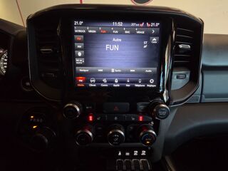 RAM 5.7 V8 4X4 PICK UP AUTO BIG HORN 2021 occasion 73290 La Motte-Servolex