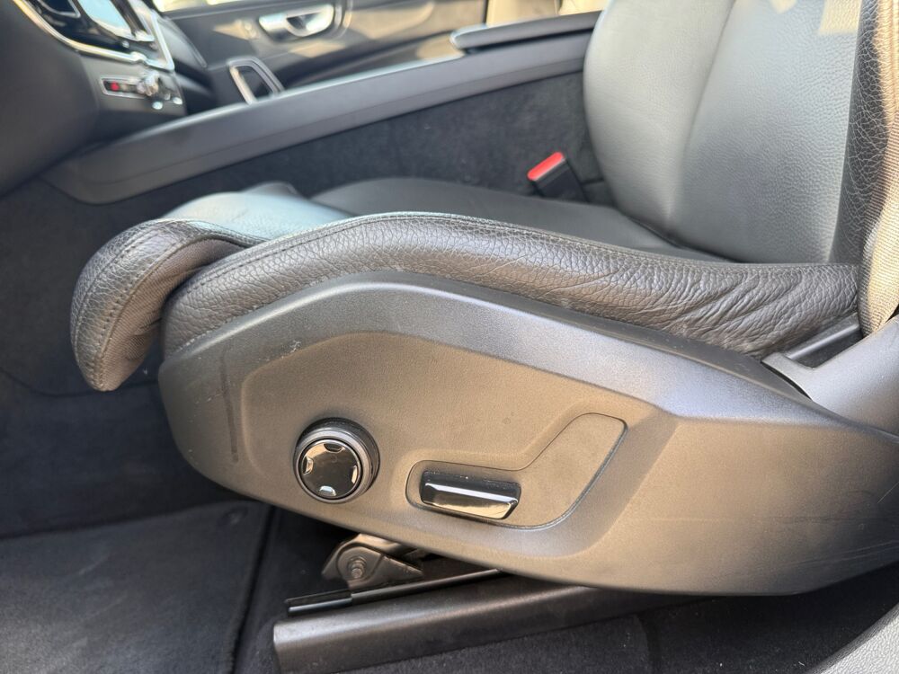XC60 T6 AWD 398 GEARTRONIC PH2 2022 occasion 45750 Saint-Pryv&eacute;-Saint-Mesmin