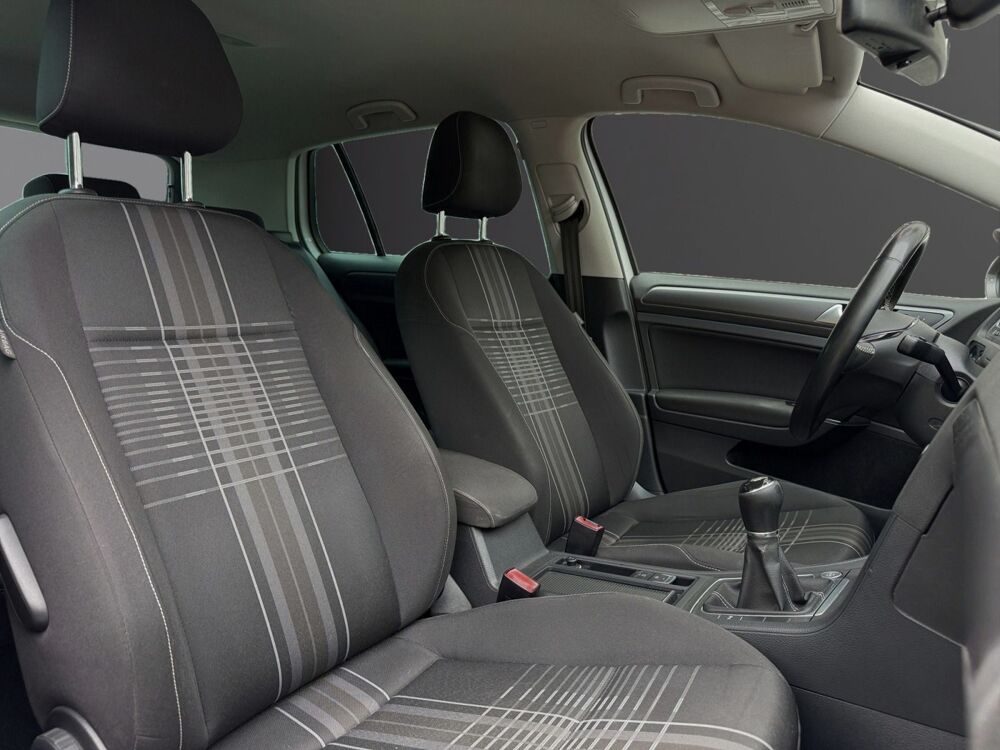 Golf 1.6 TDI 110 LOUNGE 2015 occasion 30900 Nimes