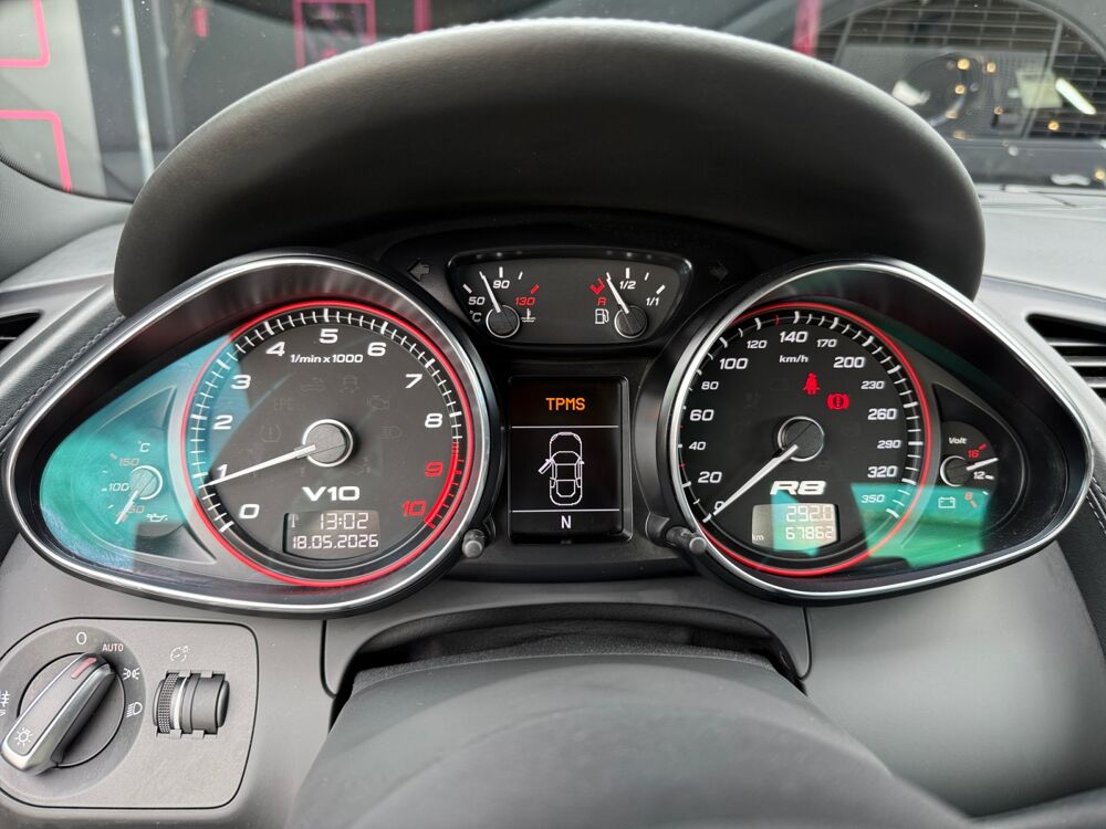 R8 SPYDER V10 5.2 FSI 525 QUATTRO R TRONIC 2011 occasion 83210 La Farl&egrave;de