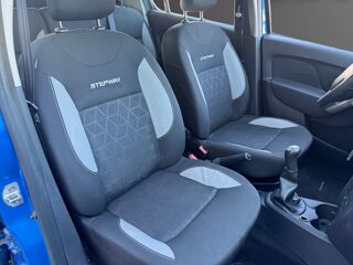 Sandero 1.5 DCI 90ch STEPWAY 2015 occasion 13600 La Ciotat