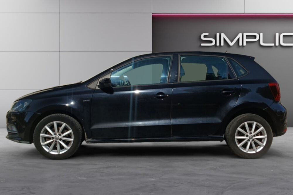 Polo 1.2 TSI 90 S&eacute;rie Sp&eacute;ciale Lounge 2016 occasion 13600 La Ciotat