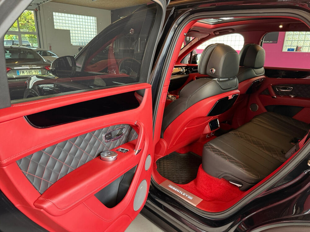 Bentayga First Edition 2016 occasion 25300 Vuillecin