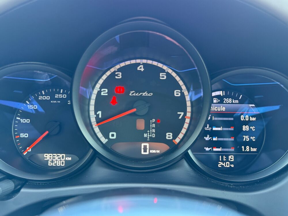 Macan 3.6 400 TURBO 2014 occasion 83210 La Farl&egrave;de