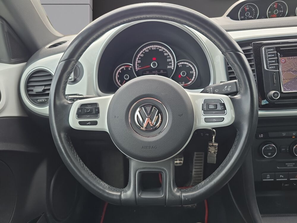 Beetle VOLKSWAGEN NEW BEETLE COCCINELLE 2.0 TDI 150 Ch GT COX 2016 occasion 03300 Cusset