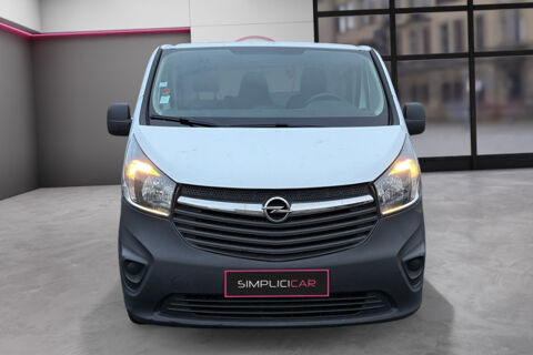 Vivaro F2700 L1H1 1.6 CDTI 95 ECOFLEX PACK CLIM + 2017 occasion 78480 Verneuil-sur-Seine