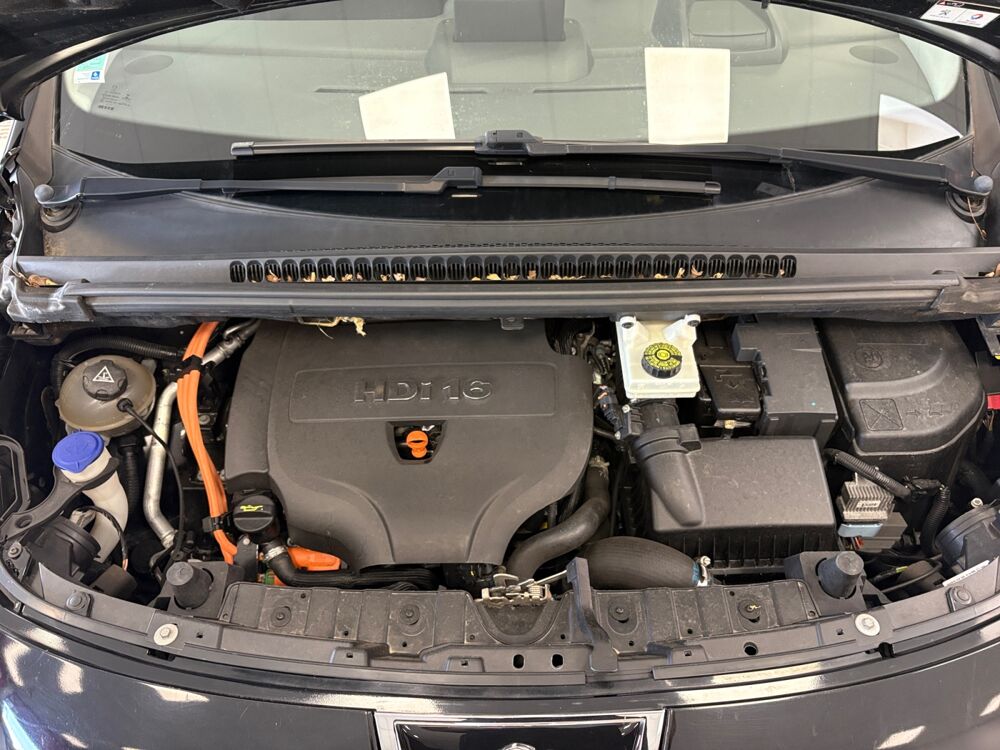 3008 HYBRID4 2.0 HDI 163 ETG 2013 occasion 80080 Amiens