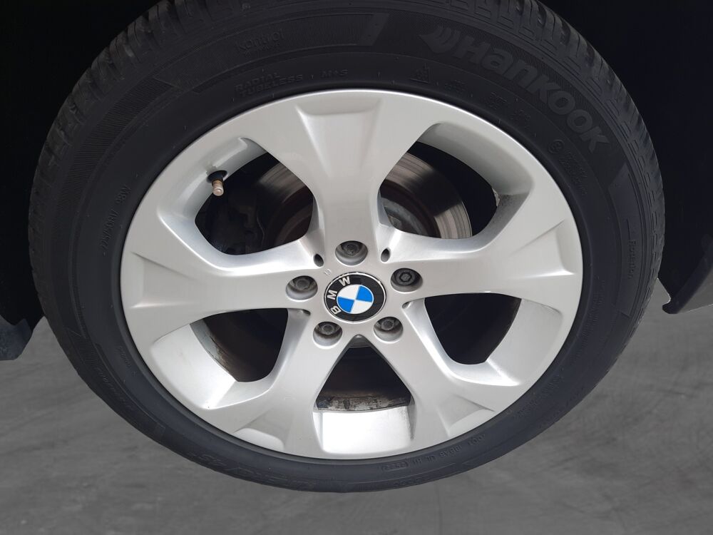 X1 20I XDRIVE lounge 2013 occasion 93100 Montreuil