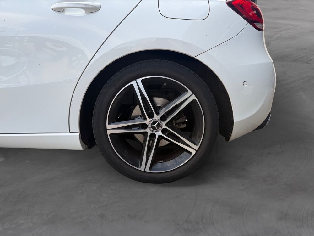 Classe A MERCEDES CLASSE 180 PROGRESSIVE LINE 2020 occasion 27200 Vernon