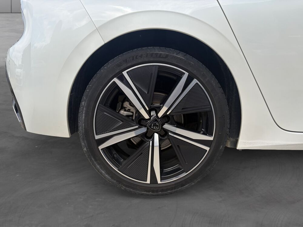 308 1.2 PURETECH 130 GT PACK EAT8 2022 occasion 26000 Valence