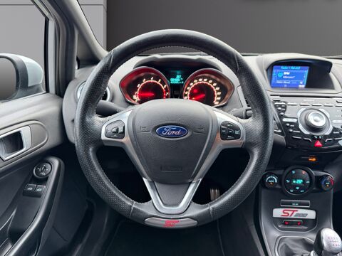 Fiesta ST200 2016 occasion 83210 La Farl&egrave;de