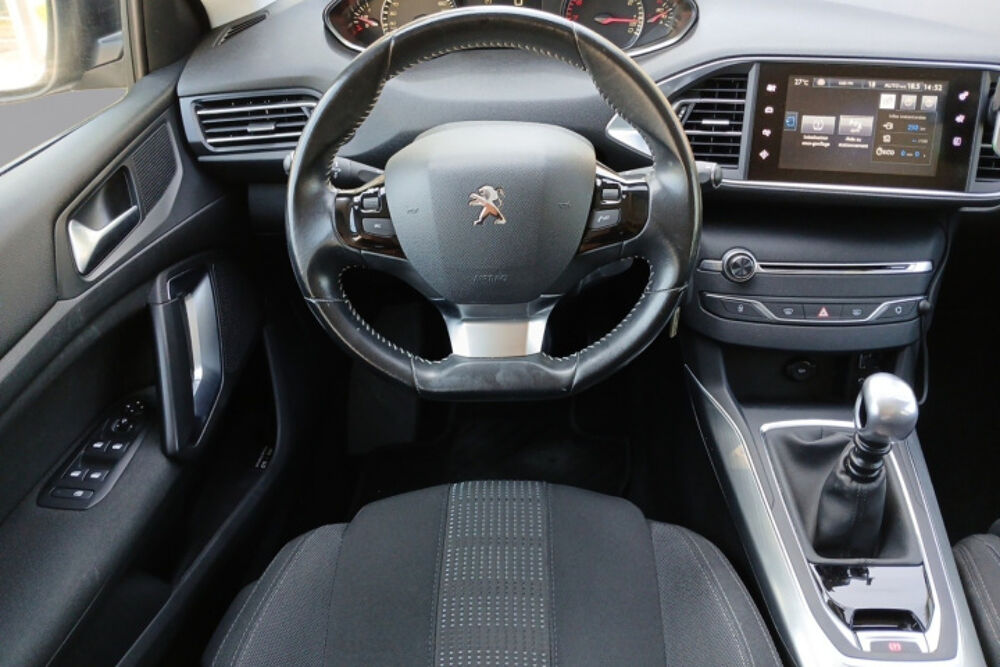 308 SW 1.2 PURE TECH 130 ALLURE BUSINESS 2016 occasion 13600 La Ciotat