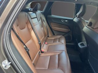 XC60 T5 250 AWD INSCRIPTION GEARTRONIC 2018 occasion 93100 Montreuil
