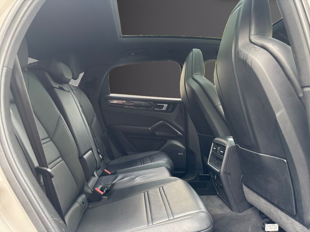 Cayenne 3.0 V6 E-HYBRID COUPE 2021 occasion 93100 Montreuil