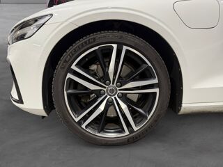 V60 II T8 390 TWIN ENGINE BUSINESS EXECUTIVE GEARTRONIC 8 2020 occasion 69530 Brignais