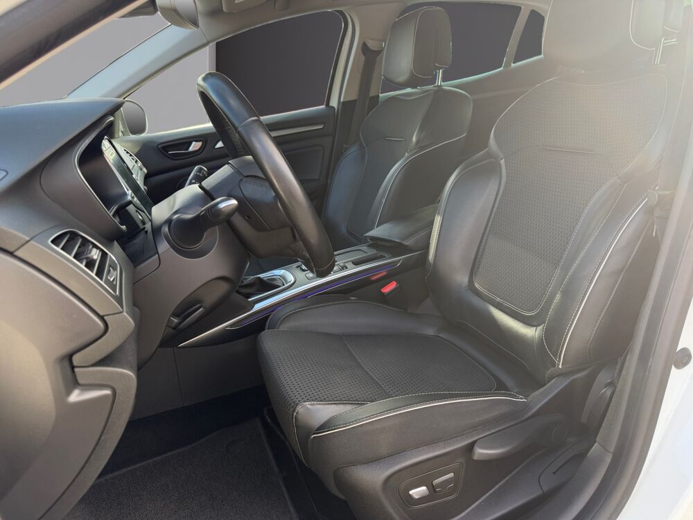M&eacute;gane Intens 2018 occasion 14320 Saint-Andr&eacute;-sur-Orne