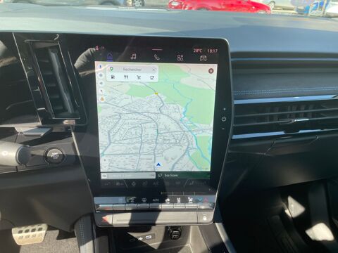 Austral 1.2 E-TECH 200 ICONIC ESPRIT ALPINE 4CONTROL 2023 occasion 17200 Saint-Sulpice-de-Royan
