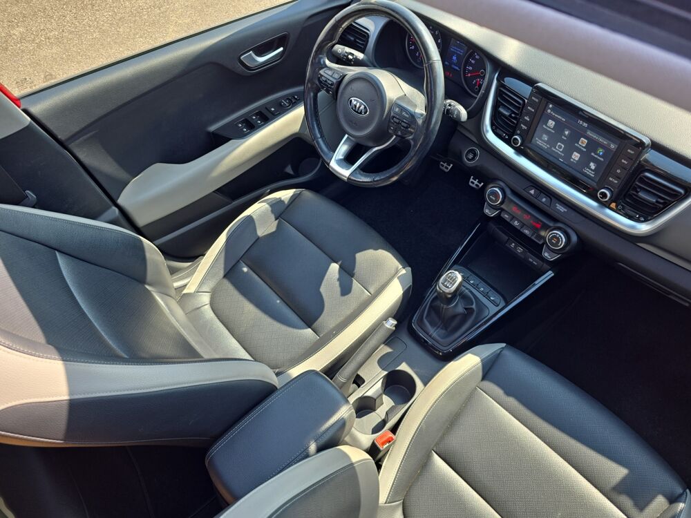 Stonic 1.0 T-GDI 120 PREMIUM 2017 occasion 03300 Cusset