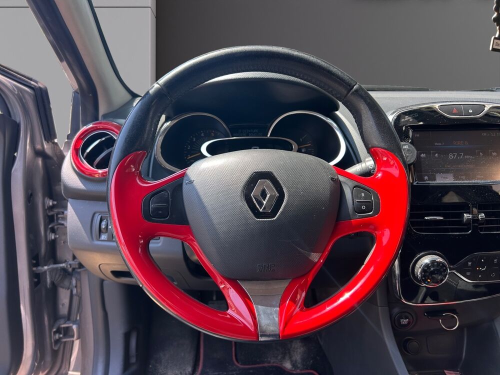 Clio 1.5 DCI 90 ZEN 2013 occasion 06400 Cannes