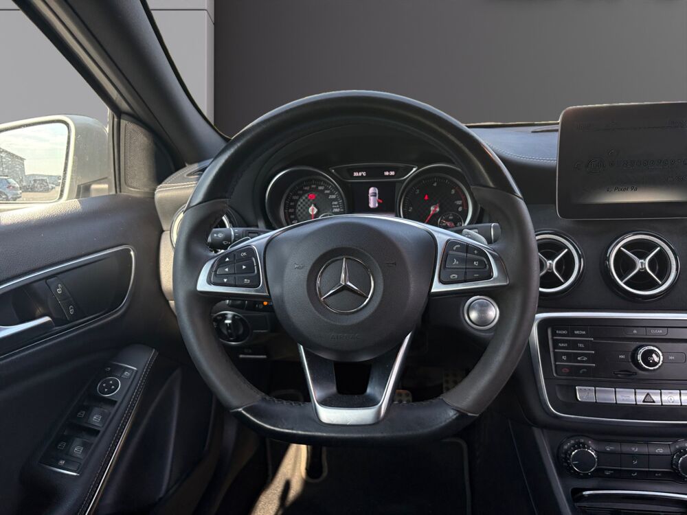 Classe A A 200 D FASCINATION PACK AMG AUTO 2018 occasion 14320 Saint-Andr&eacute;-sur-Orne