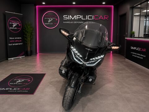 Annonce voiture Moto HONDA 18490 €