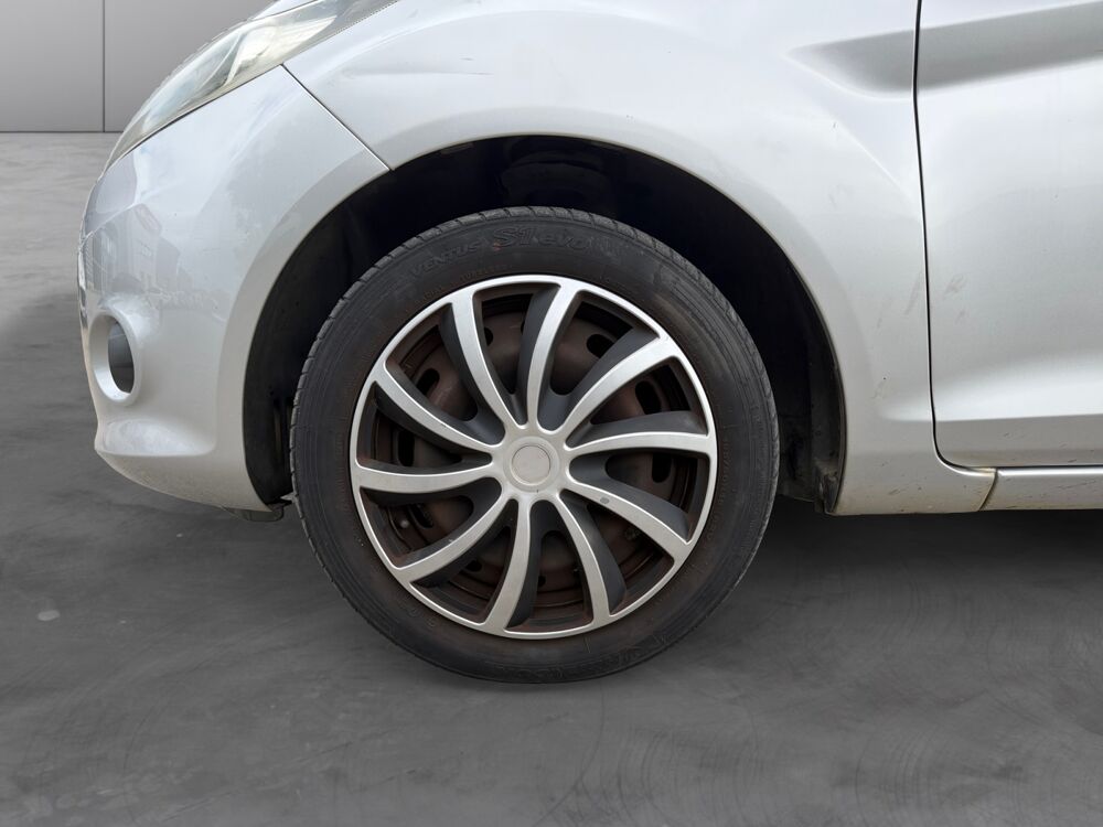 Fiesta 1400 TDCI 68 AMBIENTE 2009 occasion 30900 Nimes