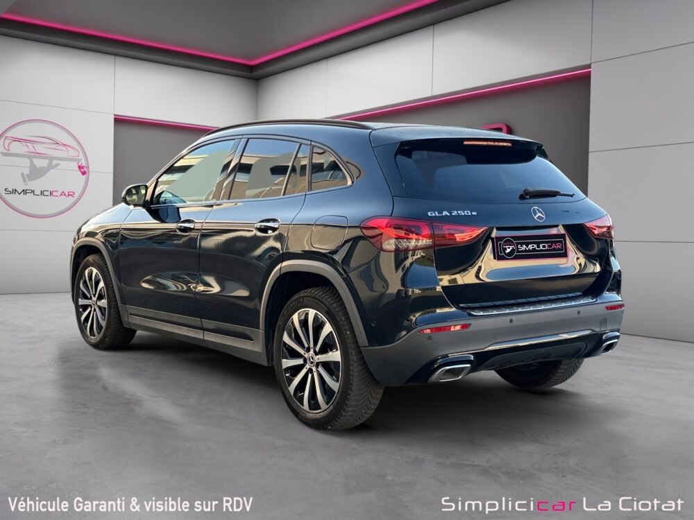Classe GLA GLA 250 E PROGRESSIVE LINE DCT 2020 occasion 13600 La Ciotat