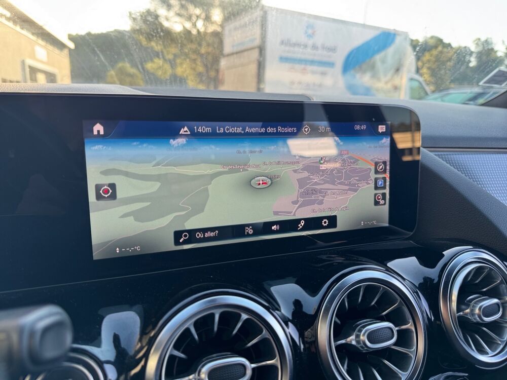 Classe GLA GLA 250 E PROGRESSIVE LINE DCT 2020 occasion 13600 La Ciotat