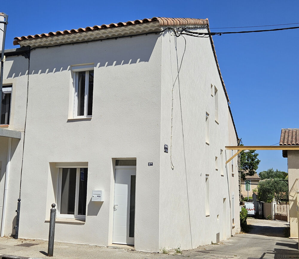 Gignac-la-Nerthe maison de village 90 m2 avec pouvoir locatif, T4 + studio + atelier