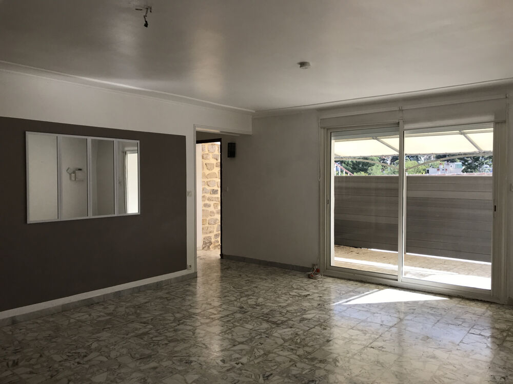 MARSEILLE 15 ND LIMITE PROPRIETE DE RAPPORT AVEC 4 LOGEMENTS LOUES