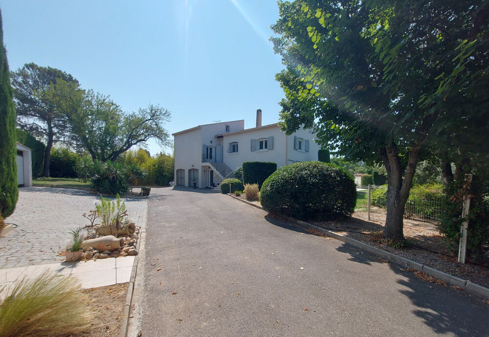 à vendre  Propriété/château Les Pennes-Mirabeau (13170)