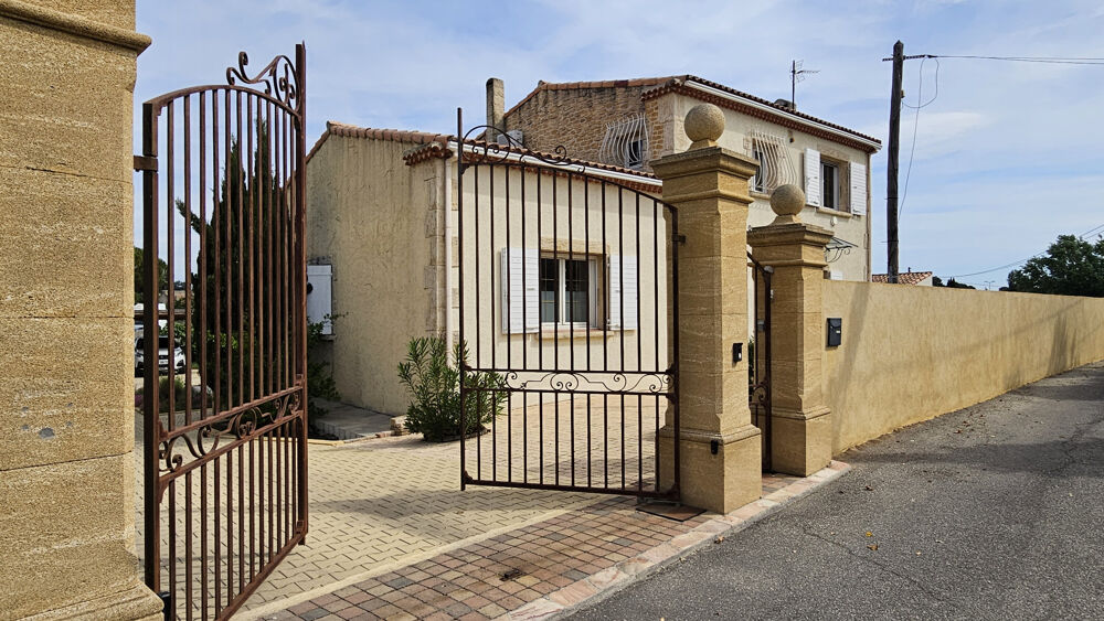 A GIGNAC-LA-NERTHE BELLE PROPRIETE T5 DE 173 M2 / 1486 M2 AVEC GARAGE ET PISCINE