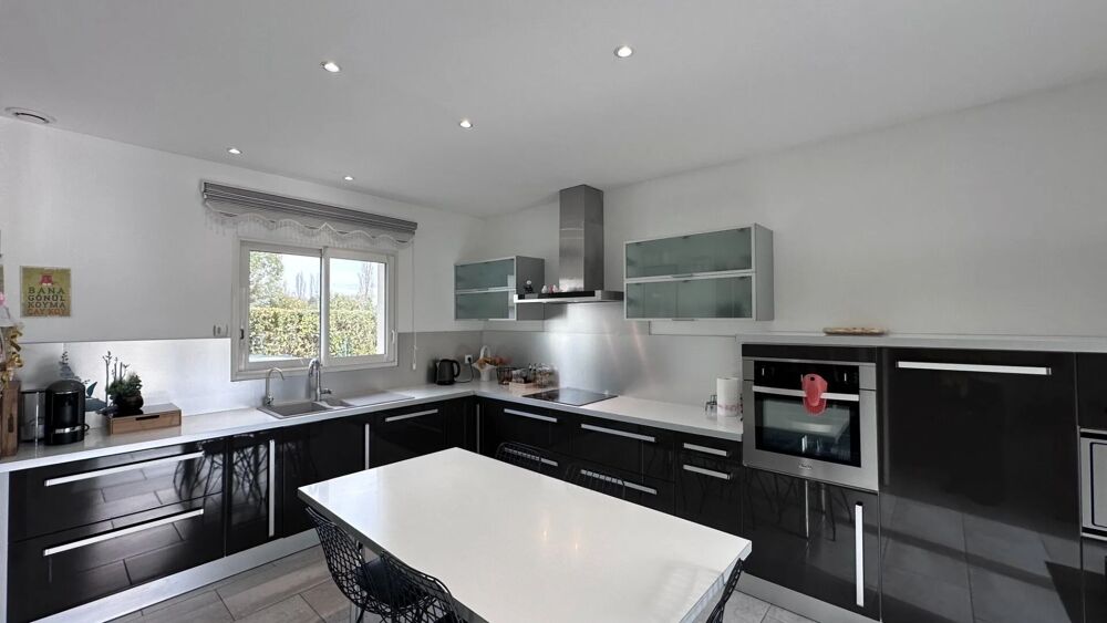 à vendre  Maison Montboucher-sur-Jabron (26740)