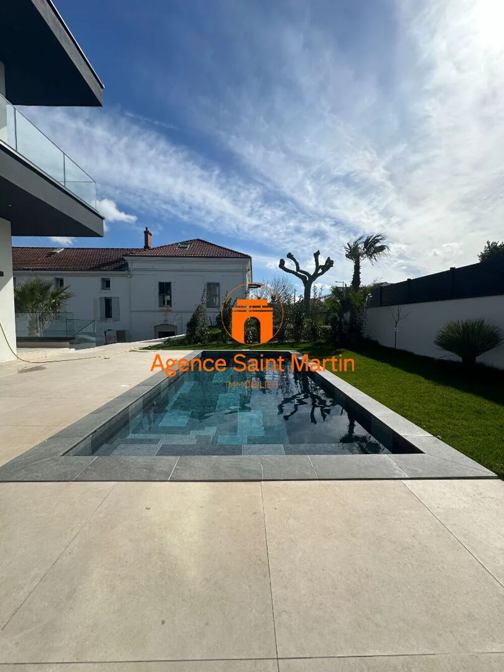 Maison 6 pièces 168 m² · à Montelimar · 168 m² · 459 000 €