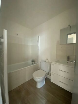  Appartement à louer 2 pièces 46 m²