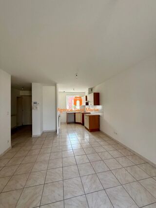  Appartement à louer 2 pièces 50 m²