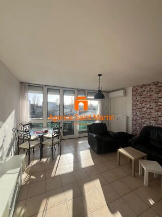  Appartement à louer 3 pièces 68 m²