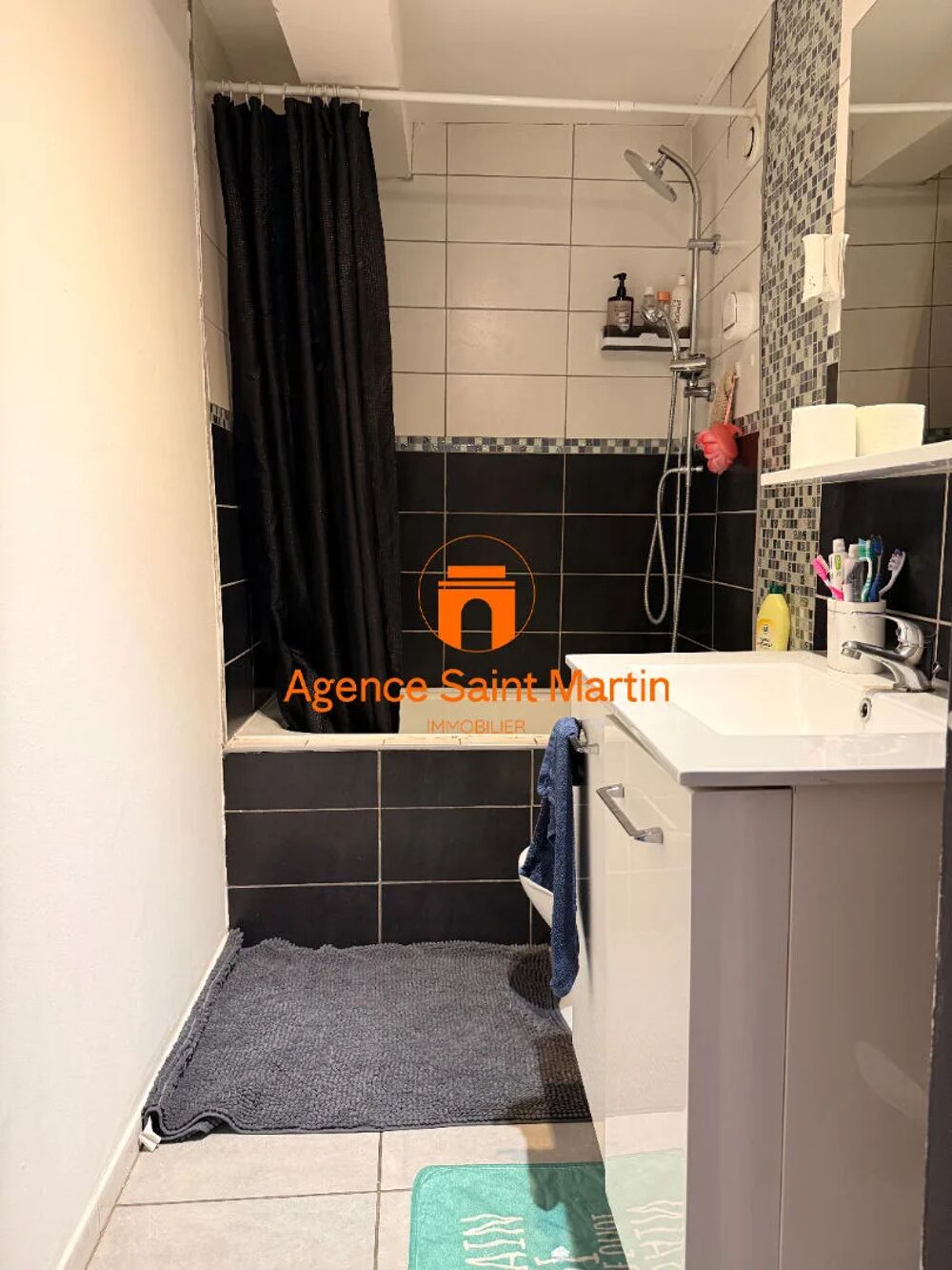 Vente Appartement IDEAL INVESTISSEUR Appartement T3 Loué de 56 m² au Centre Ville de Montélimar Montélimar
