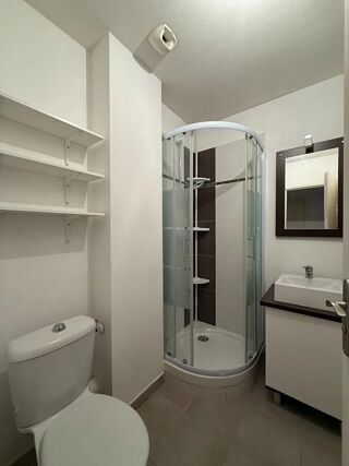  Appartement à louer 2 pièces 30 m²