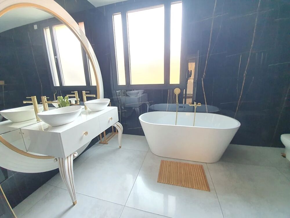 à vendre  Maison Montélimar (26200)