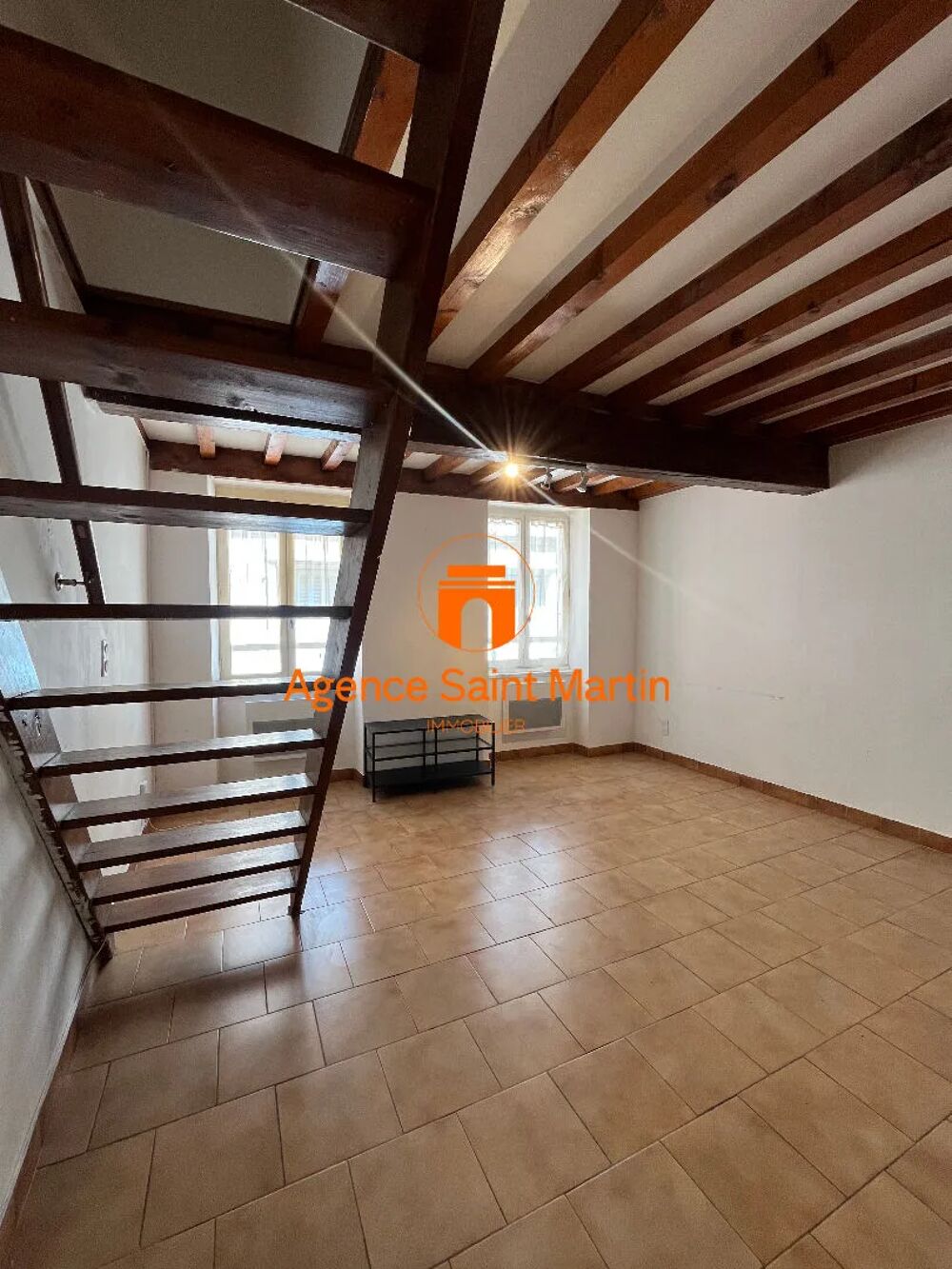 APPARTEMENT T2 DUPLEX MONTELIMAR