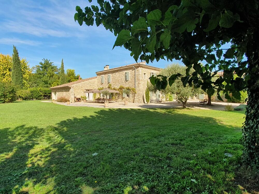 A 15 mins est de Montelimar,
