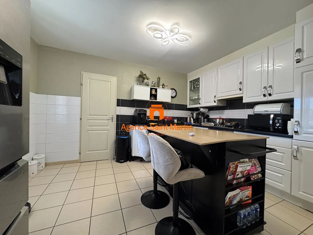 Vente Maison Maison de plain-pied de 120 m²  sur terrain de 588 m² à Pierrelatte Pierrelatte