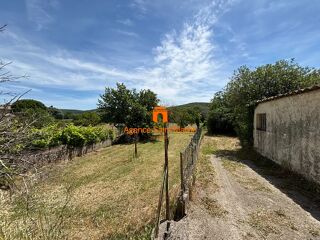  Terrain à vendre 740 m²